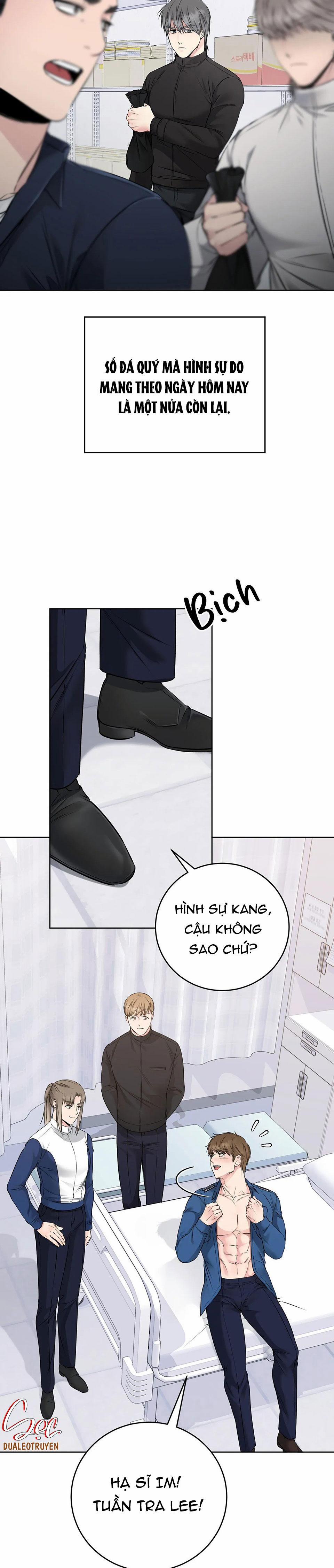 Bên Trong Lớp Cảnh Phục 22 trang 12