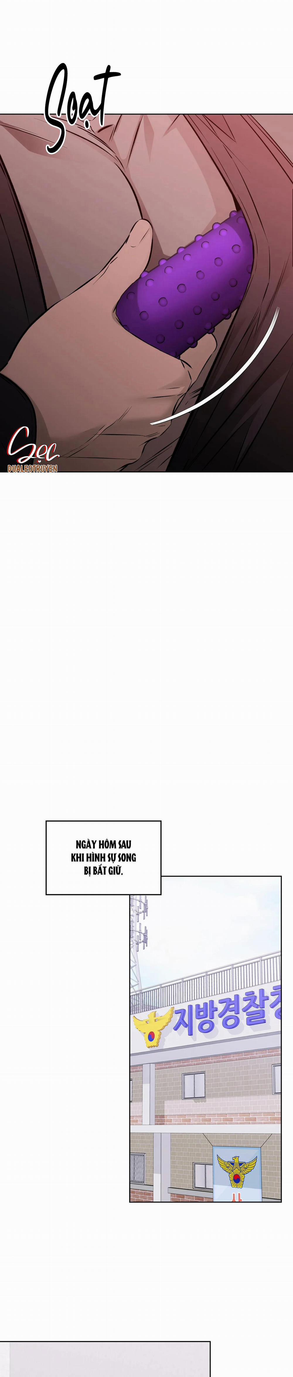 Bên Trong Lớp Cảnh Phục 28 trang 13