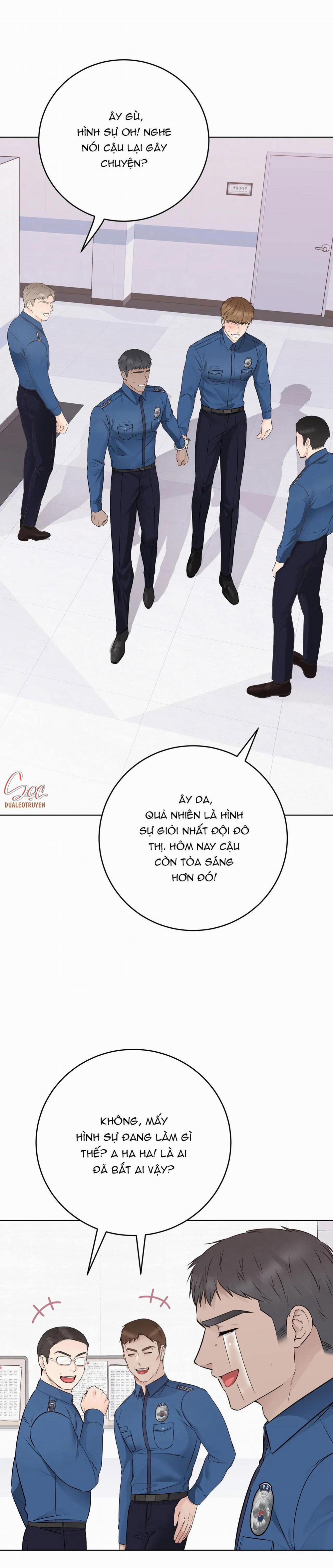 Bên Trong Lớp Cảnh Phục 47 trang 12