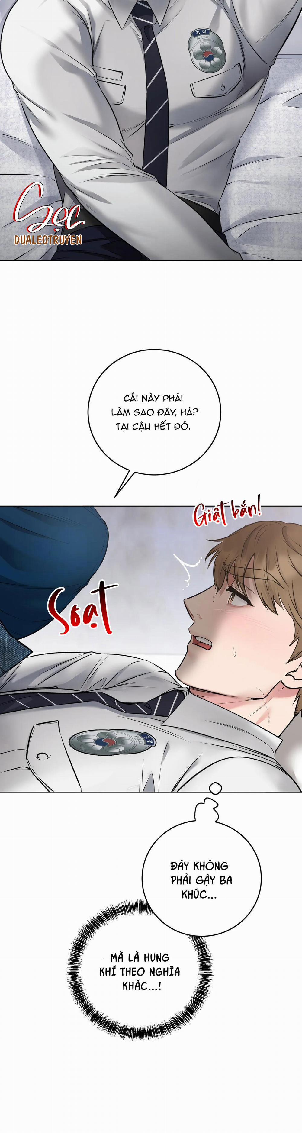 Bên Trong Lớp Cảnh Phục 7 trang 24