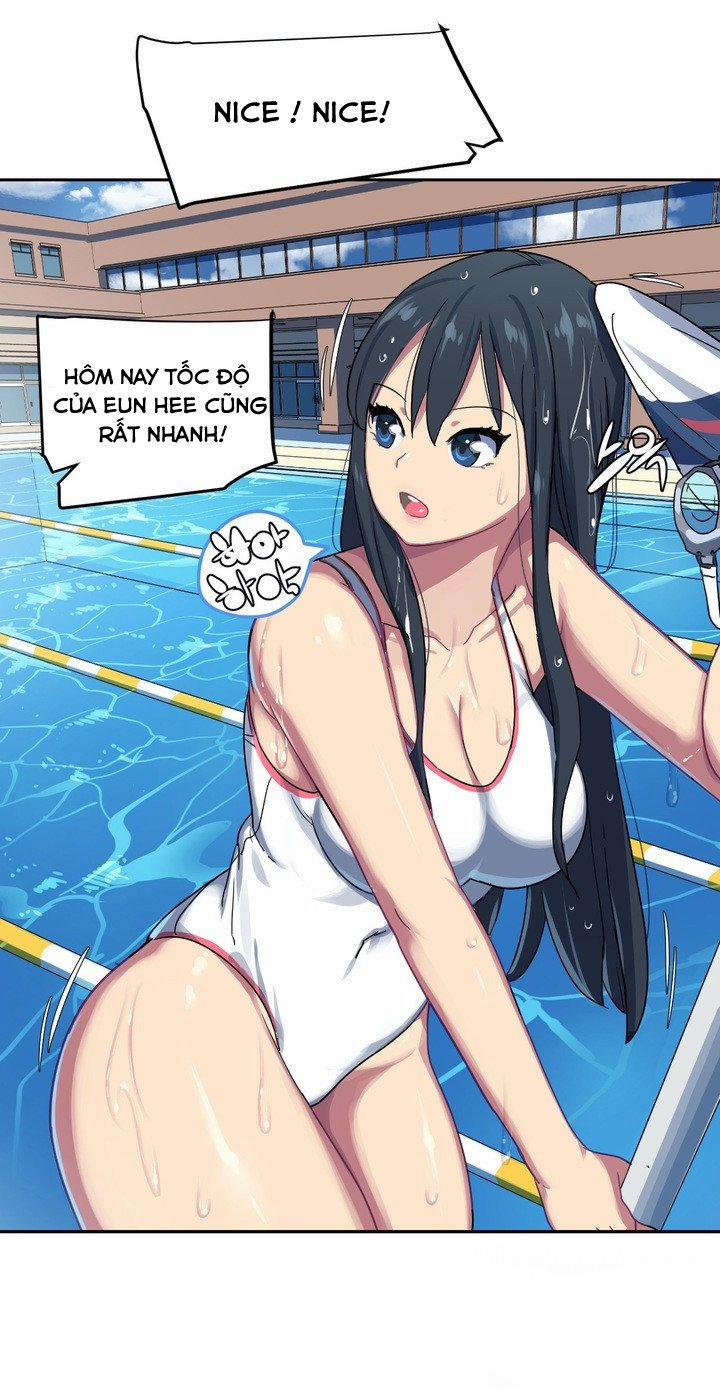 Chị Gái Sexy Ở Hồ Bơi 1 trang 14