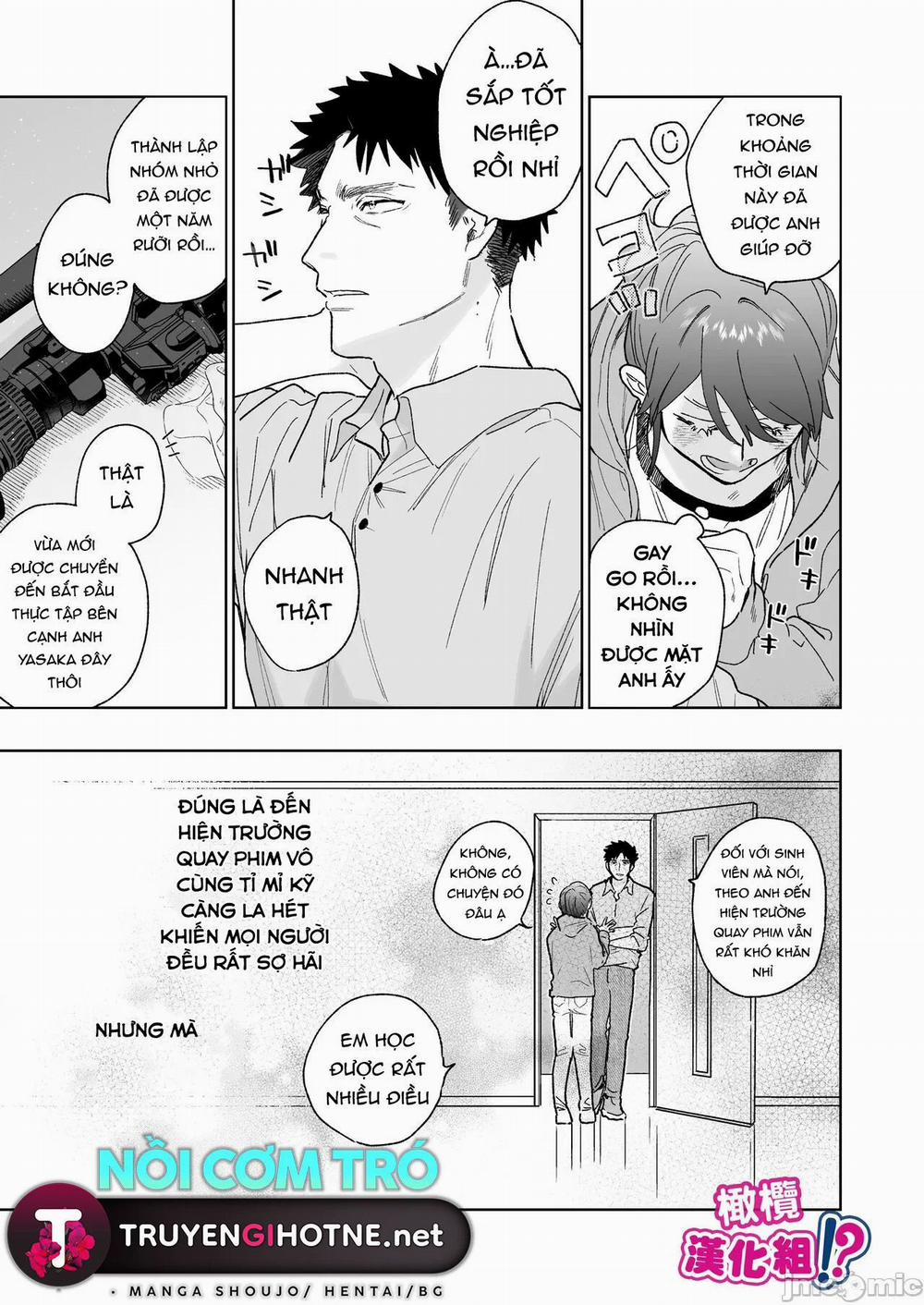 Có Thật Là Cái Người Quay Phim Hung Dữ Yasaka Đó Thích Tôi Không? 3 trang 8