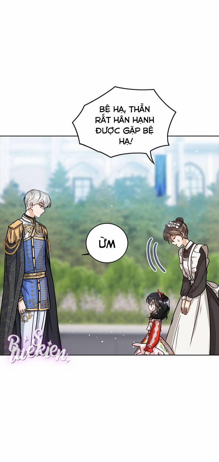 Công Chúa Bé Con Nhìn Vào Cửa Sổ Trạng Thái 11 trang 2