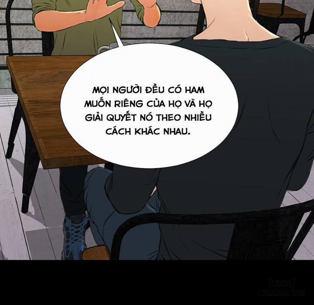 Cửa Hàng Đồ Chơi Người Lớn 39 trang 60