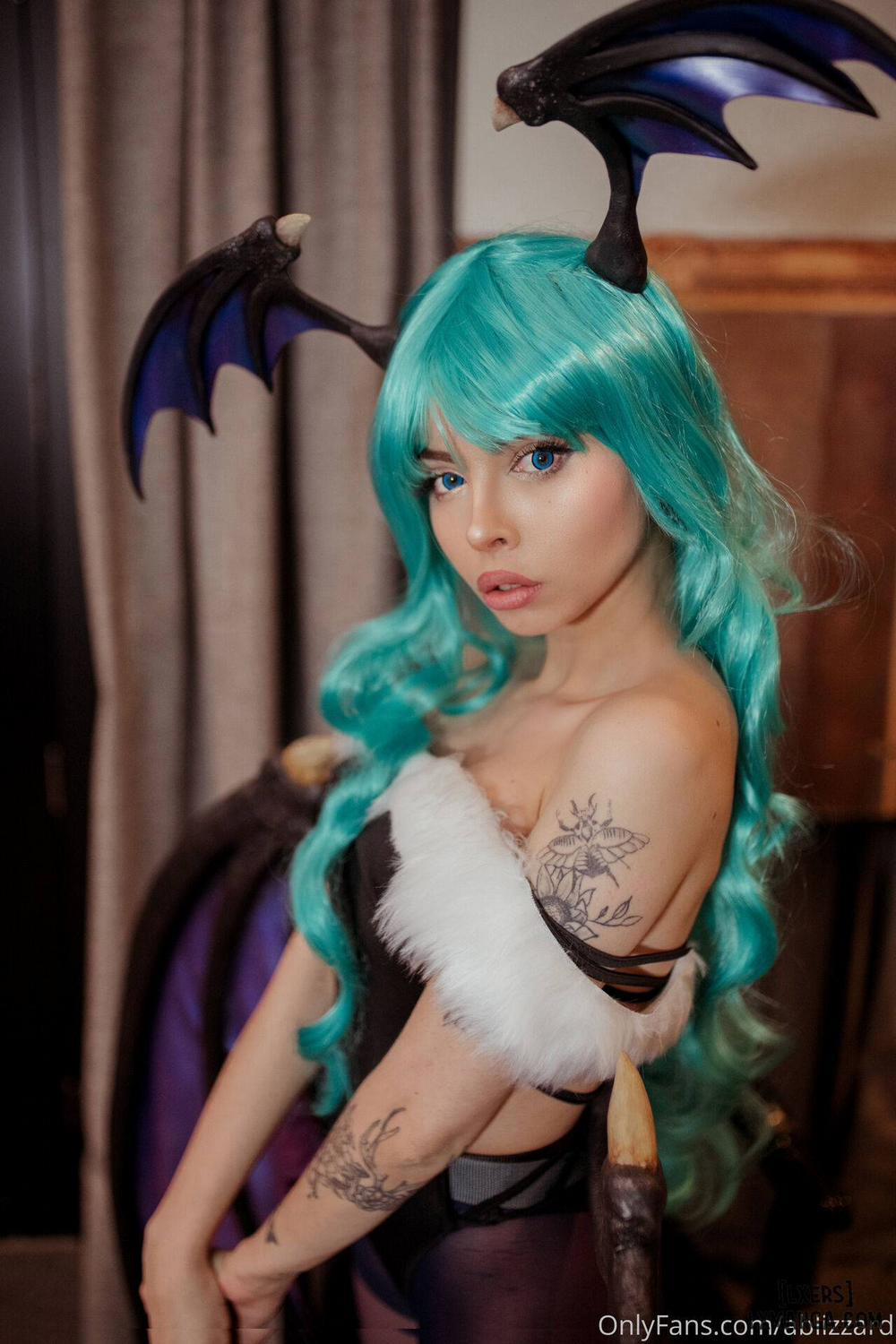 Hình Cosplay 733 0 Amanda Welp trang 3