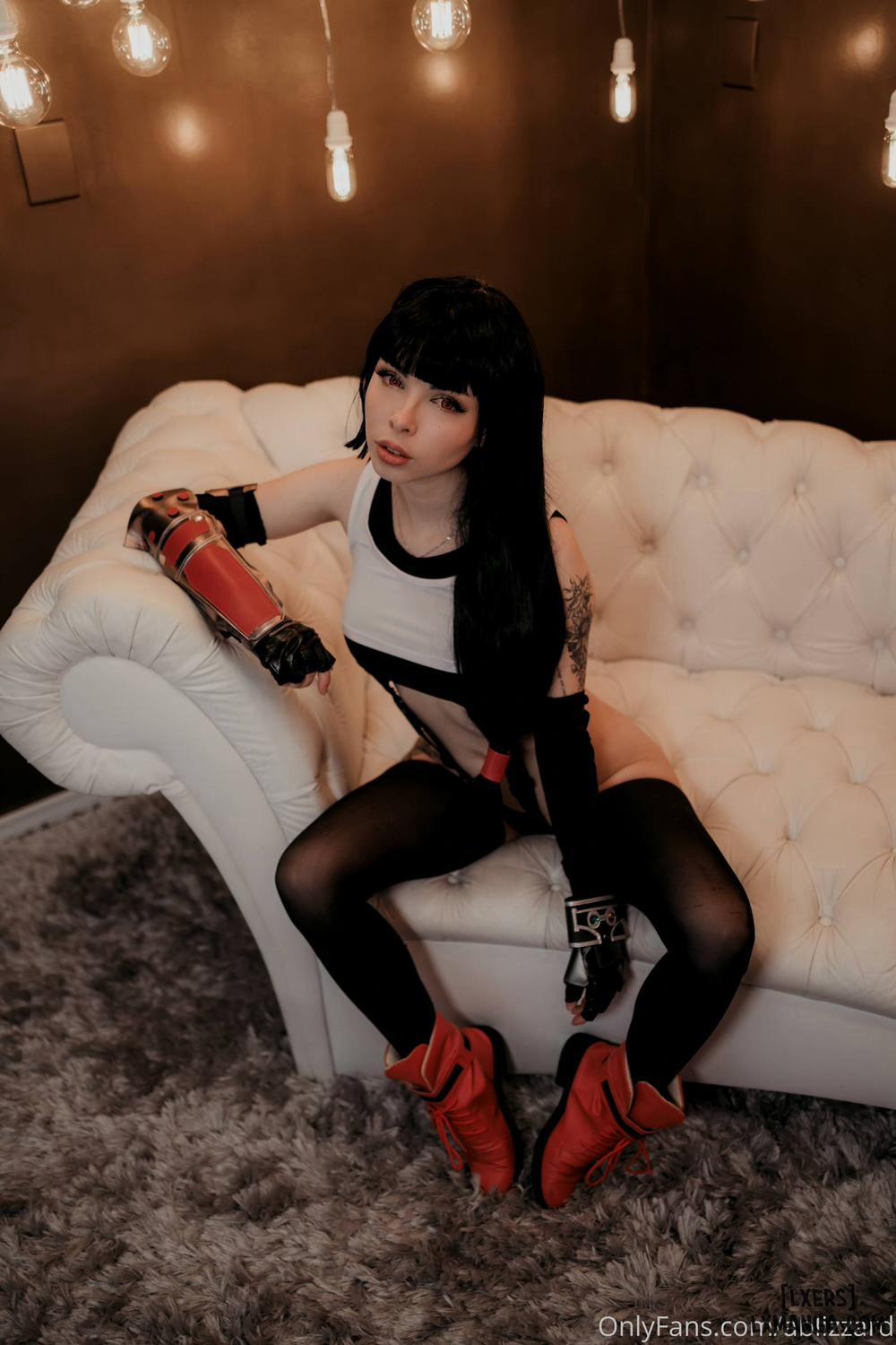 Hình Cosplay 736 0 Amanda Welp trang 22