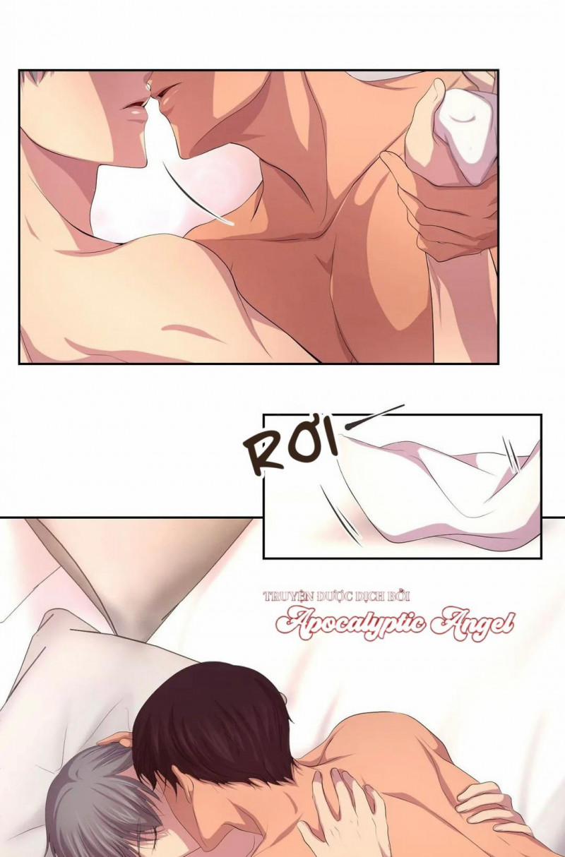 Hold Me Tight 51 trang 32