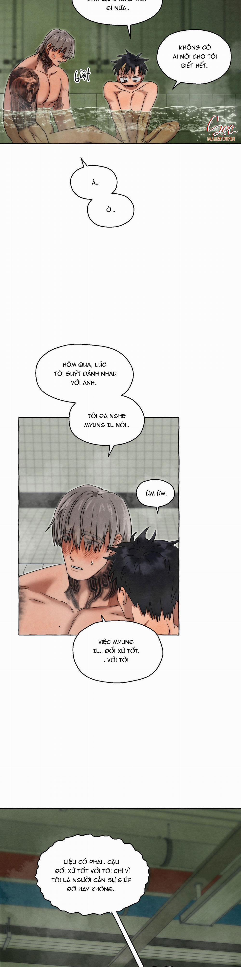 NHỮNG CON CHÓ TRONG TÙ 21 tắm bồn trang 19