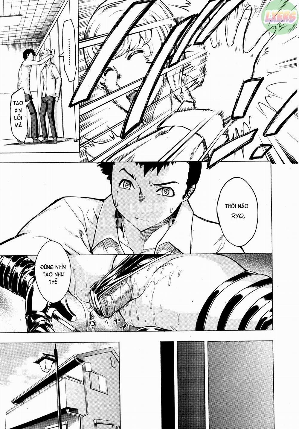 Public Toilet 4 trang 21